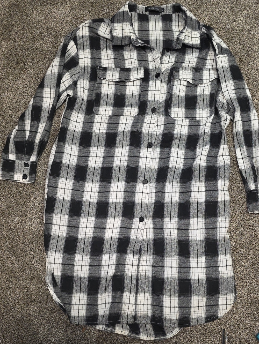 Women's Long Sleeve Black and White Plaid Shirt Dress